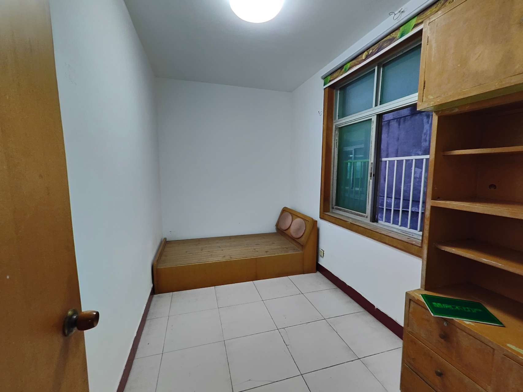 老八中教师宿舍，汉水清风苑电梯好楼层，大四房，南北通透江景房，小穴新增了初衷部