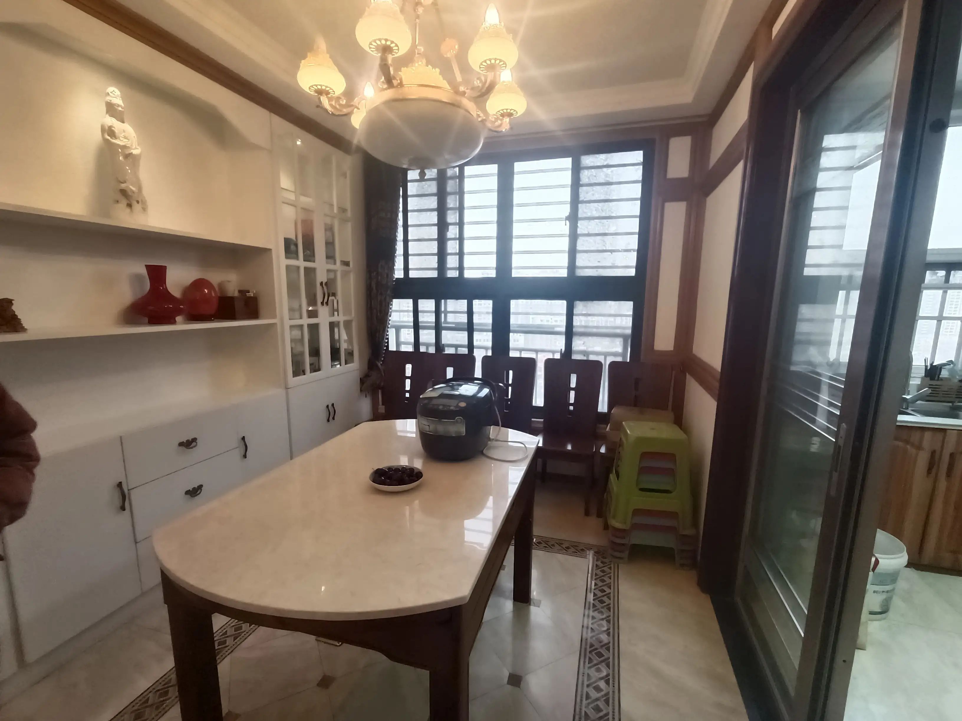 城南新三中旁，元泰精装大三房，中央空调，拎包入住