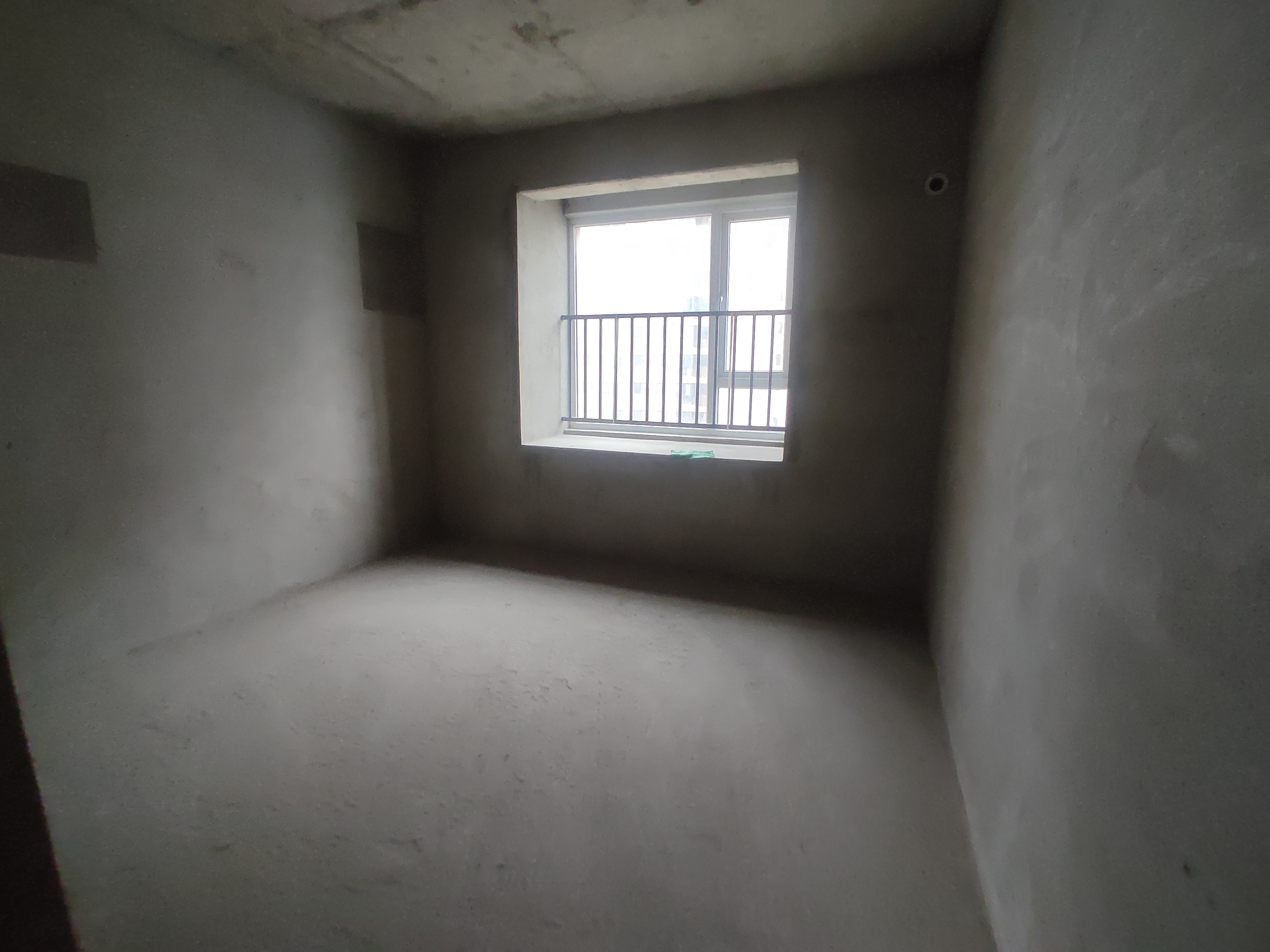 满庭春毛坯大四房送入户花园相当于五房南北通透中间楼层证件满二看房方便