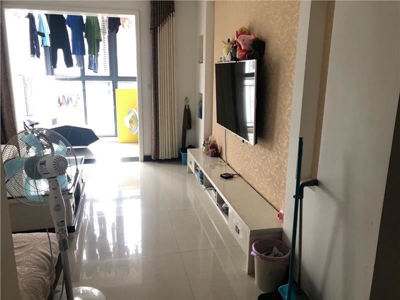 城南城市丽景，精装3房，成色新户型好，证满两年，可按揭