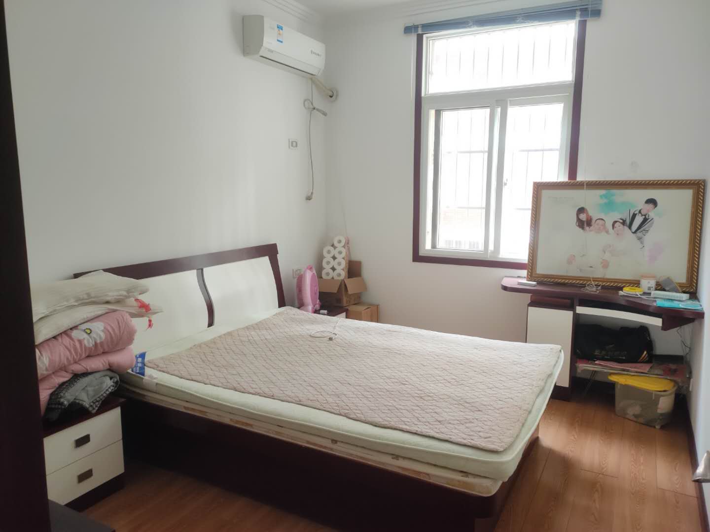 车站旁边世北春花园精装三房全新家电中间楼层业主诚意出