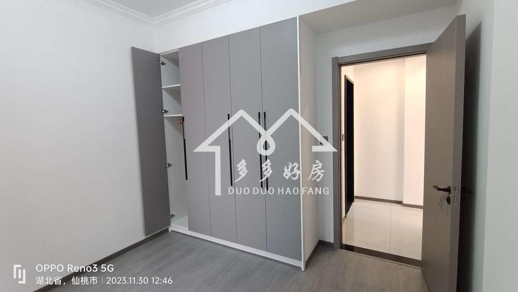 全新装修，小三房，证满二，税少，生活读书全配套