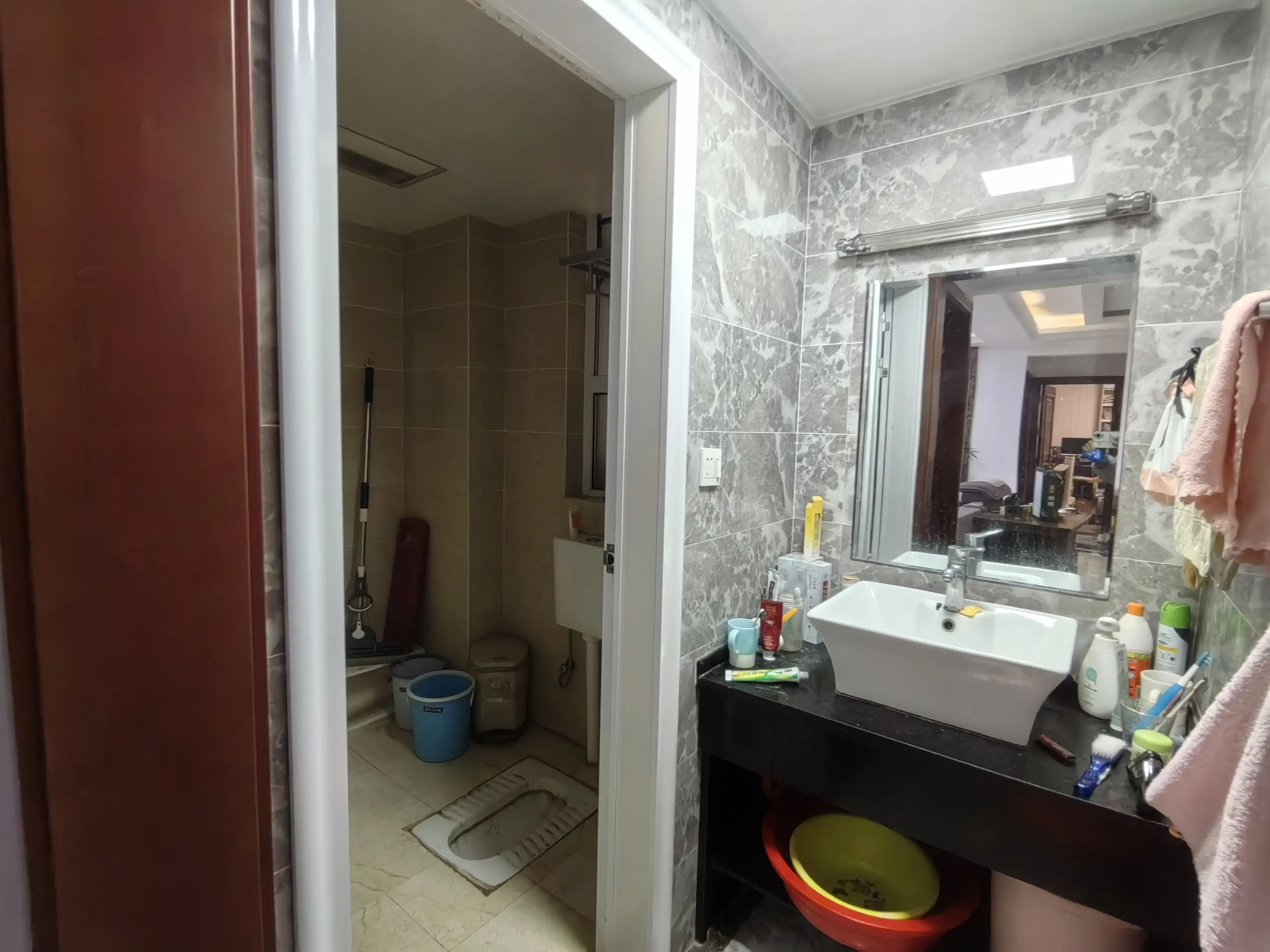 急降5万，满庭春，单价4300，中间好楼层，满二，拎包入住