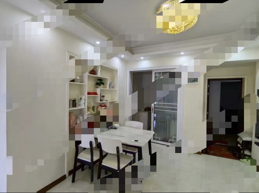 沔阳公园旁，城南森林国际，精装两房，单价5200元，中间楼层