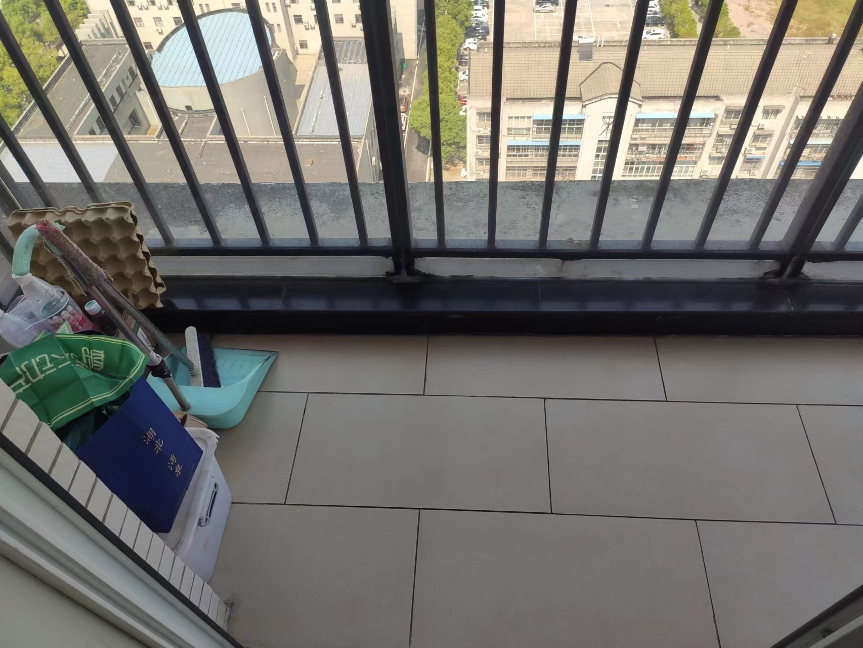 阳光田园国际送入户花园精装修三室两厅两卫满二证在手南北通透双阳台