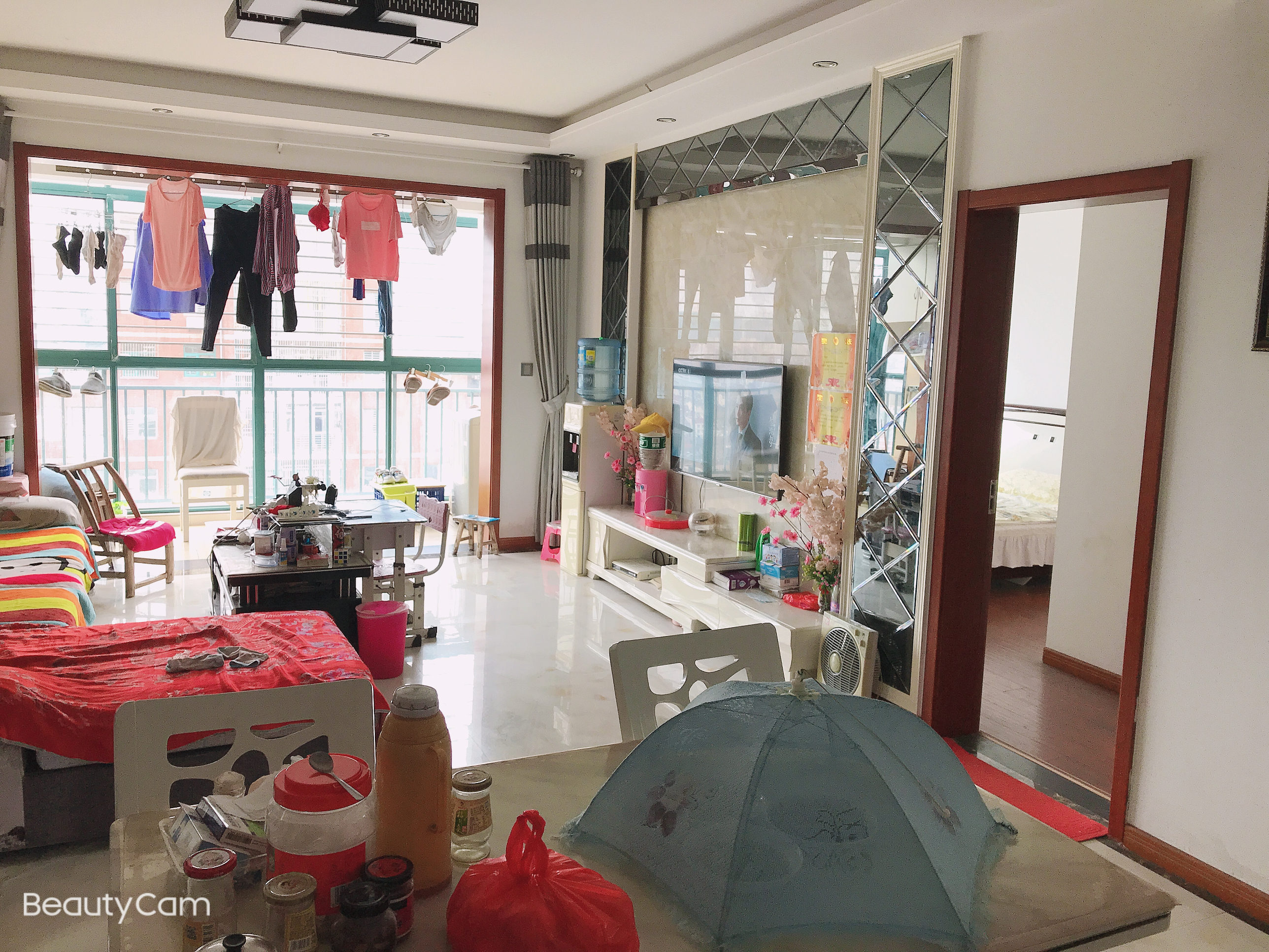 天下城市星座精装三房三面采光房子保养很好好楼层诚意出售