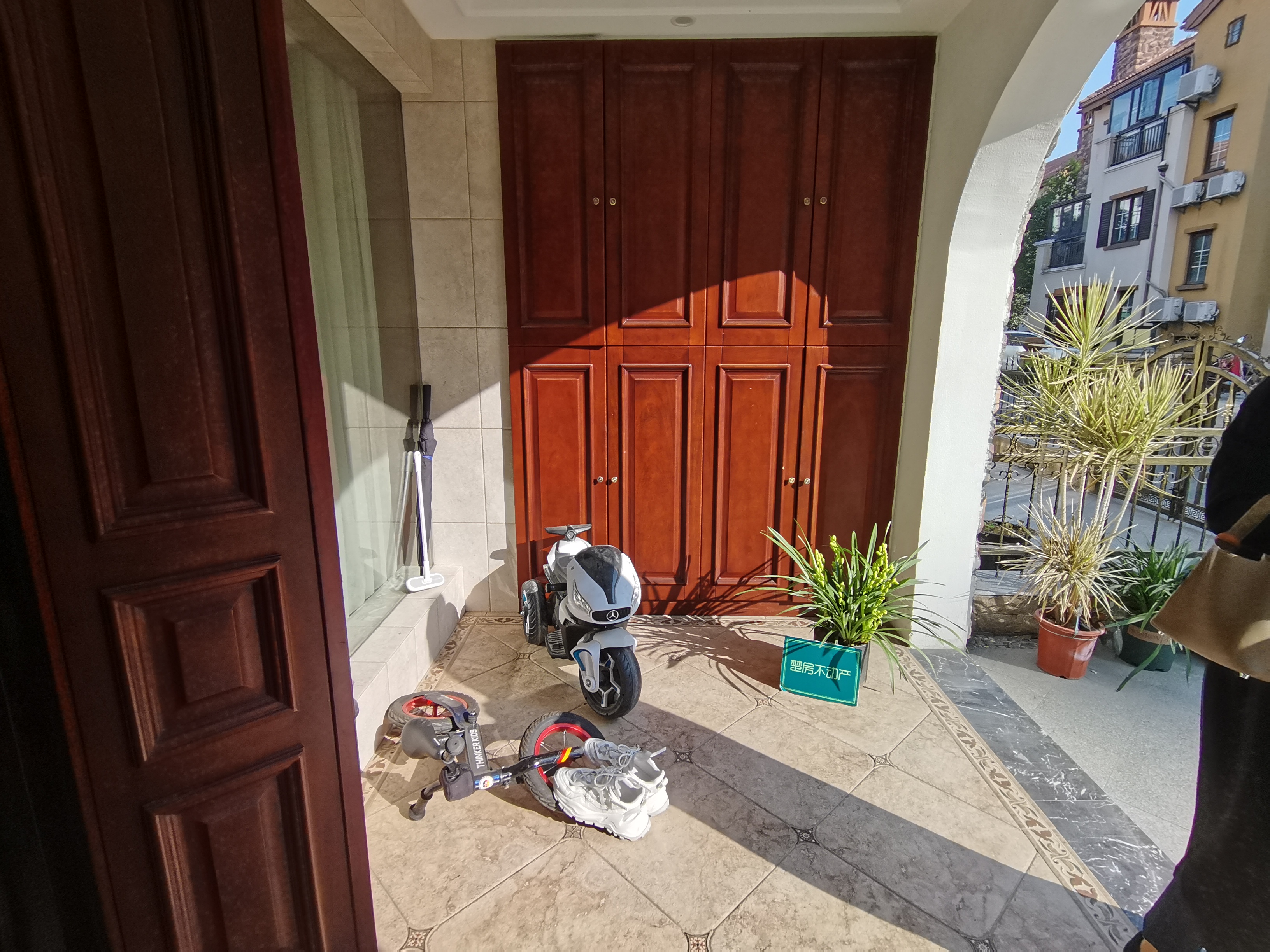 御江湾别墅边户保养好房东诚意出售