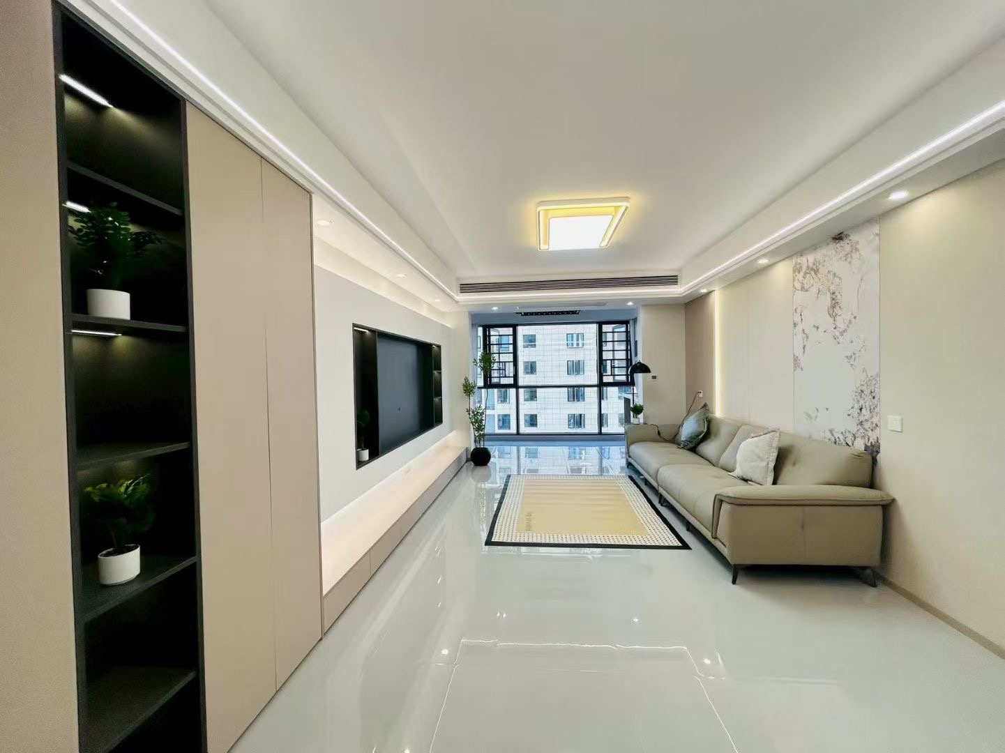 降价了，城南 。全新精装三房，电梯12楼， 证满二年，单价5500，边户