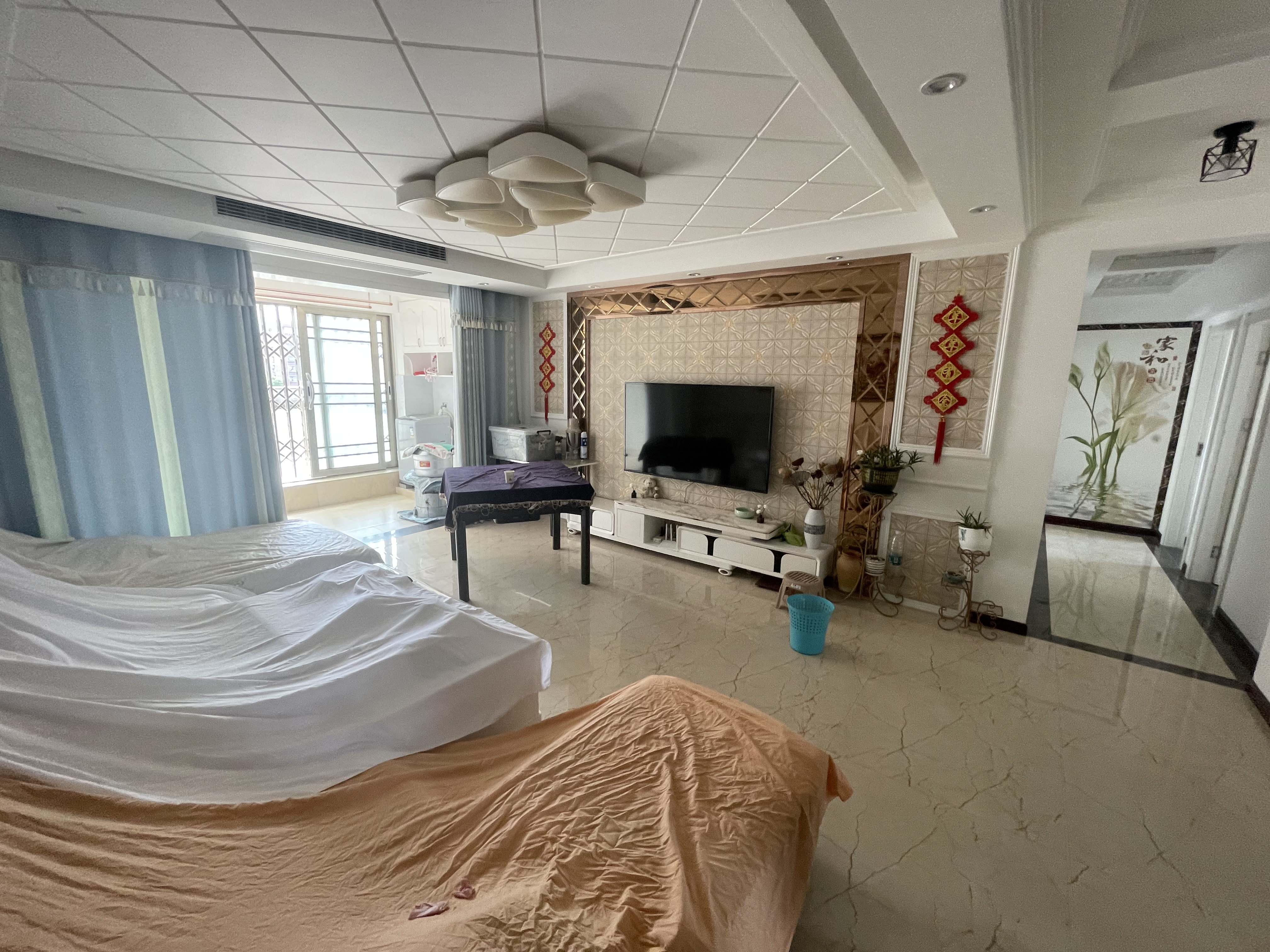 和合国际城   四期  四房边户带大露台   采光很好   南北通透