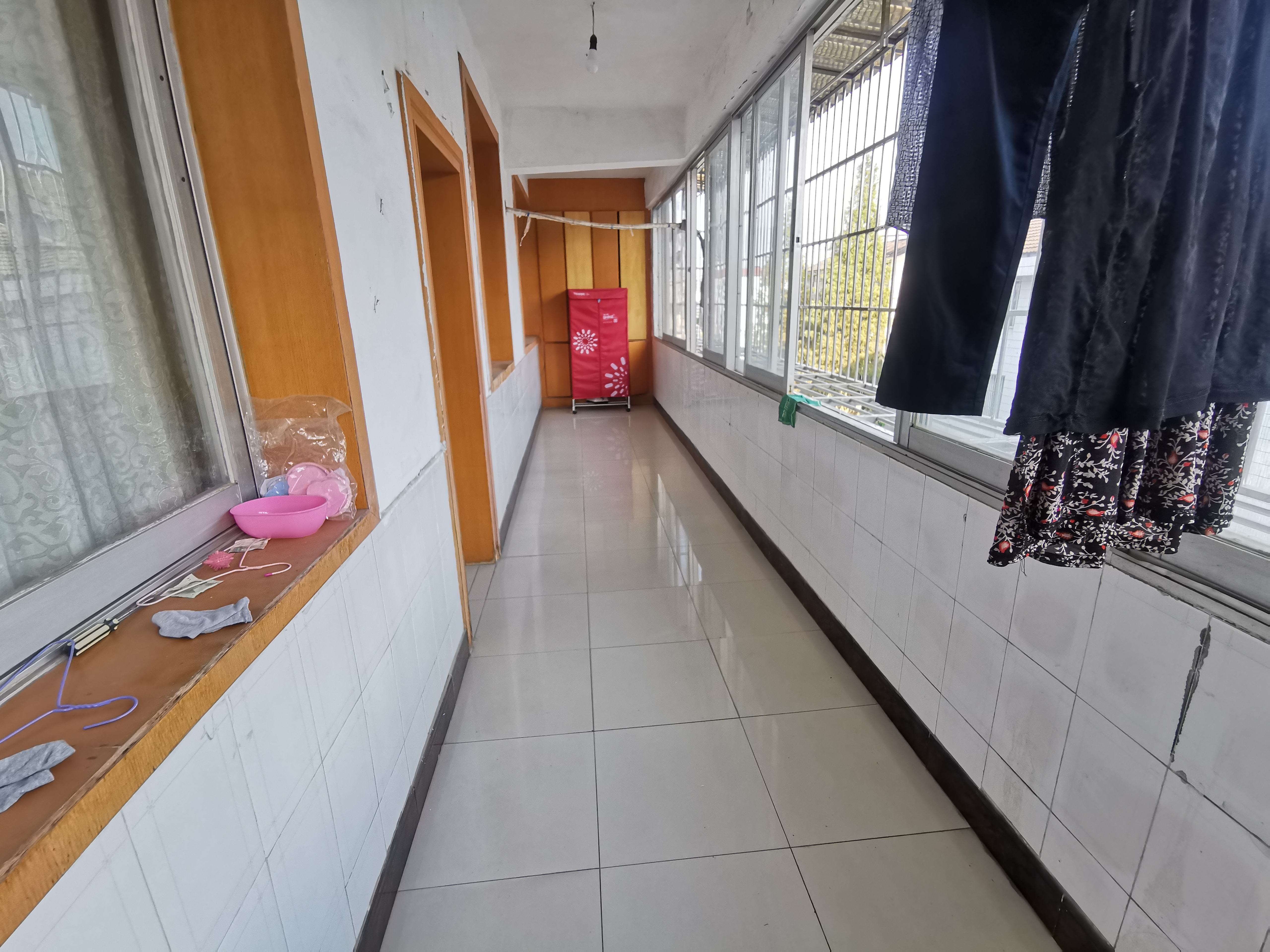 武商仙下河旁金叶大楼四房10米大阳台三房朝南诚心卖看房方便