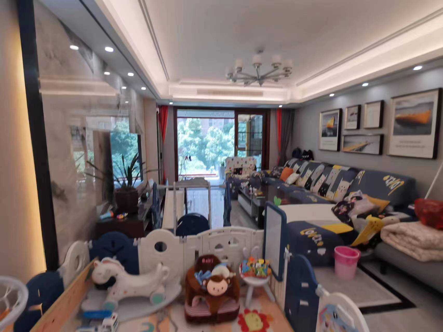 锦绣江山.精装三房两卫.南北通透.看房方便