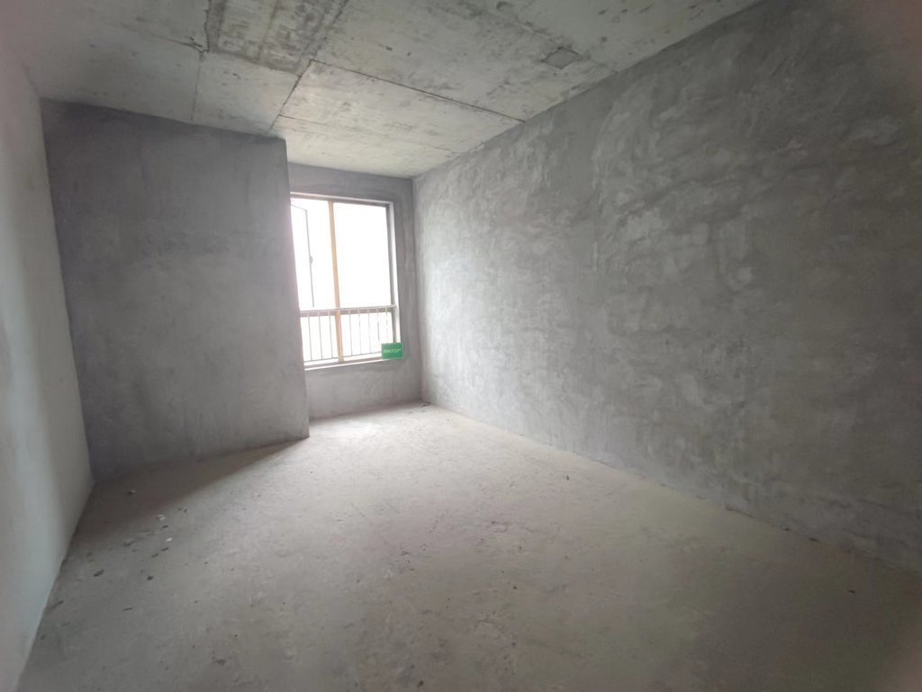 颐和公馆单嘉5300人车分流停车位充足证满2年看房有钥匙