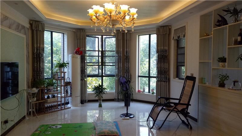 绿地华庭140精装修满二赠送小阳台步梯楼层好