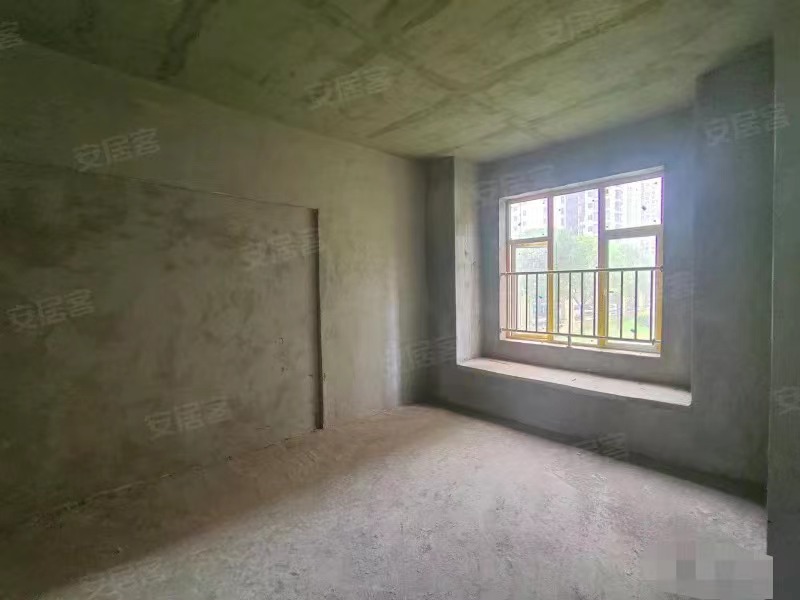 127，吾悦旁，新城名都，单价4字开头，边户，南北通透，大三房