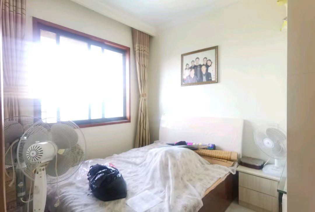 御台公馆.精装三房两卫.南北透通.看房方便