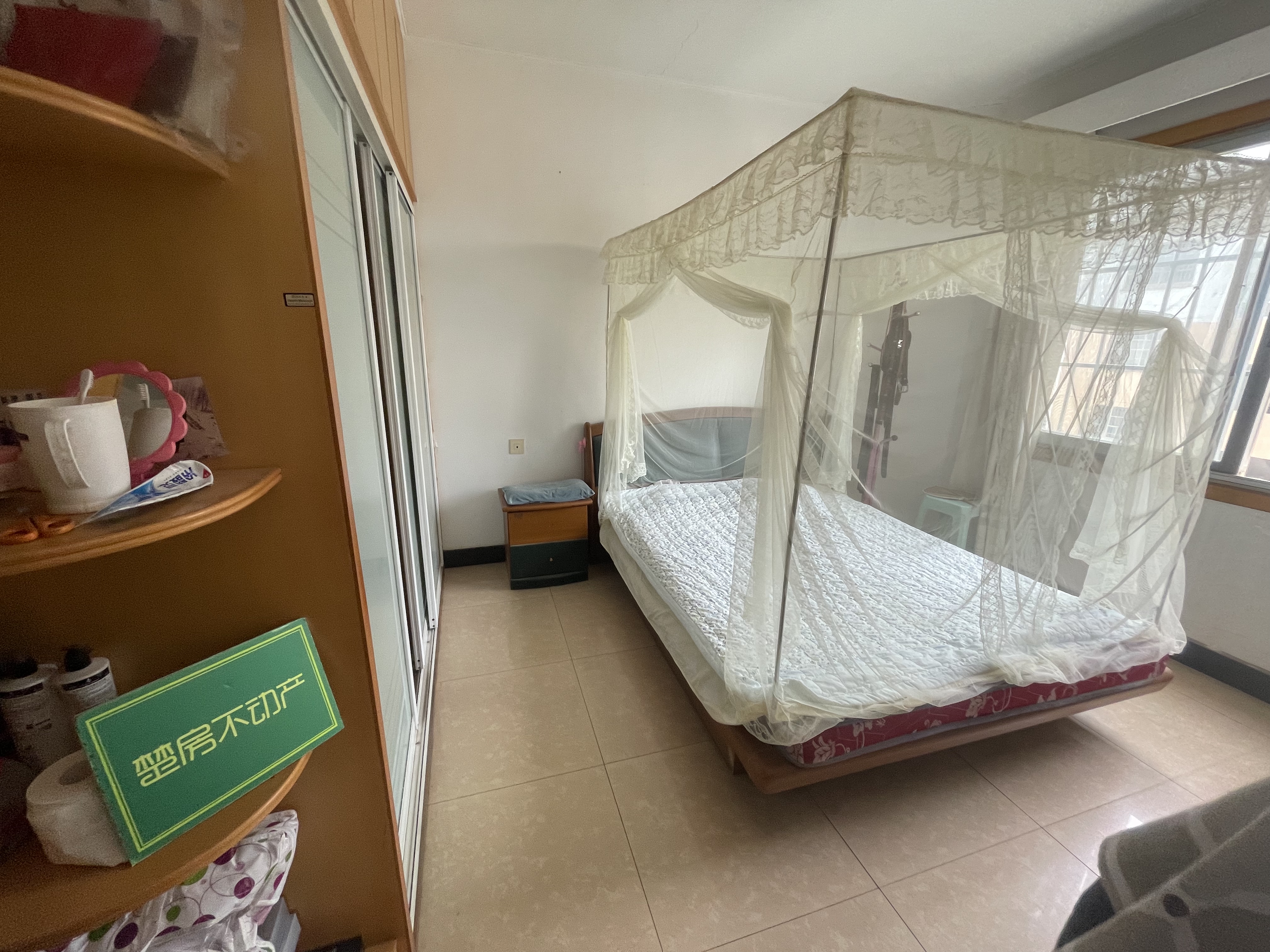 德政园.枫丹苑.周边幼儿园.超市菜场.出行方便.适合养老适合接送小孩