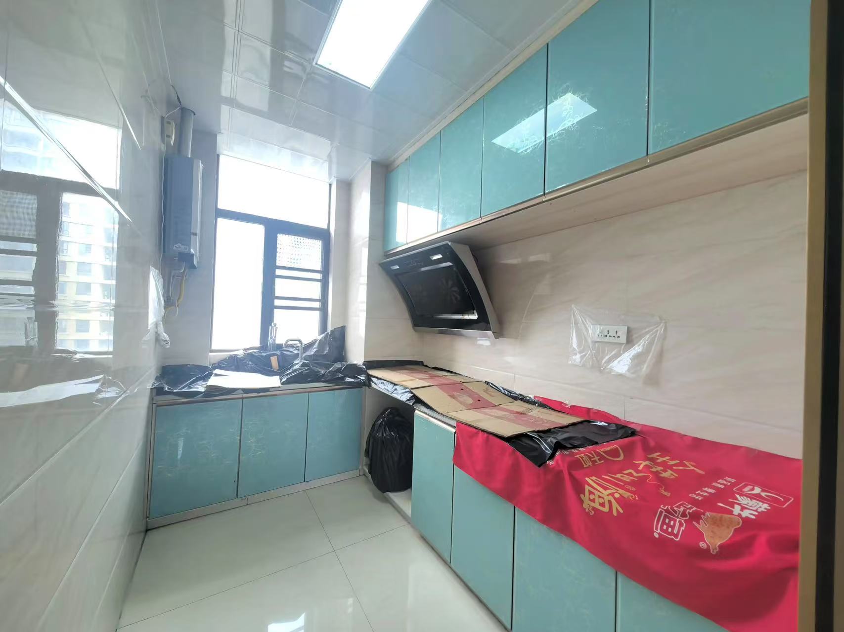 颐和公馆，精装3房2卫，单价3900，好楼层比毛坯都便宜西边户