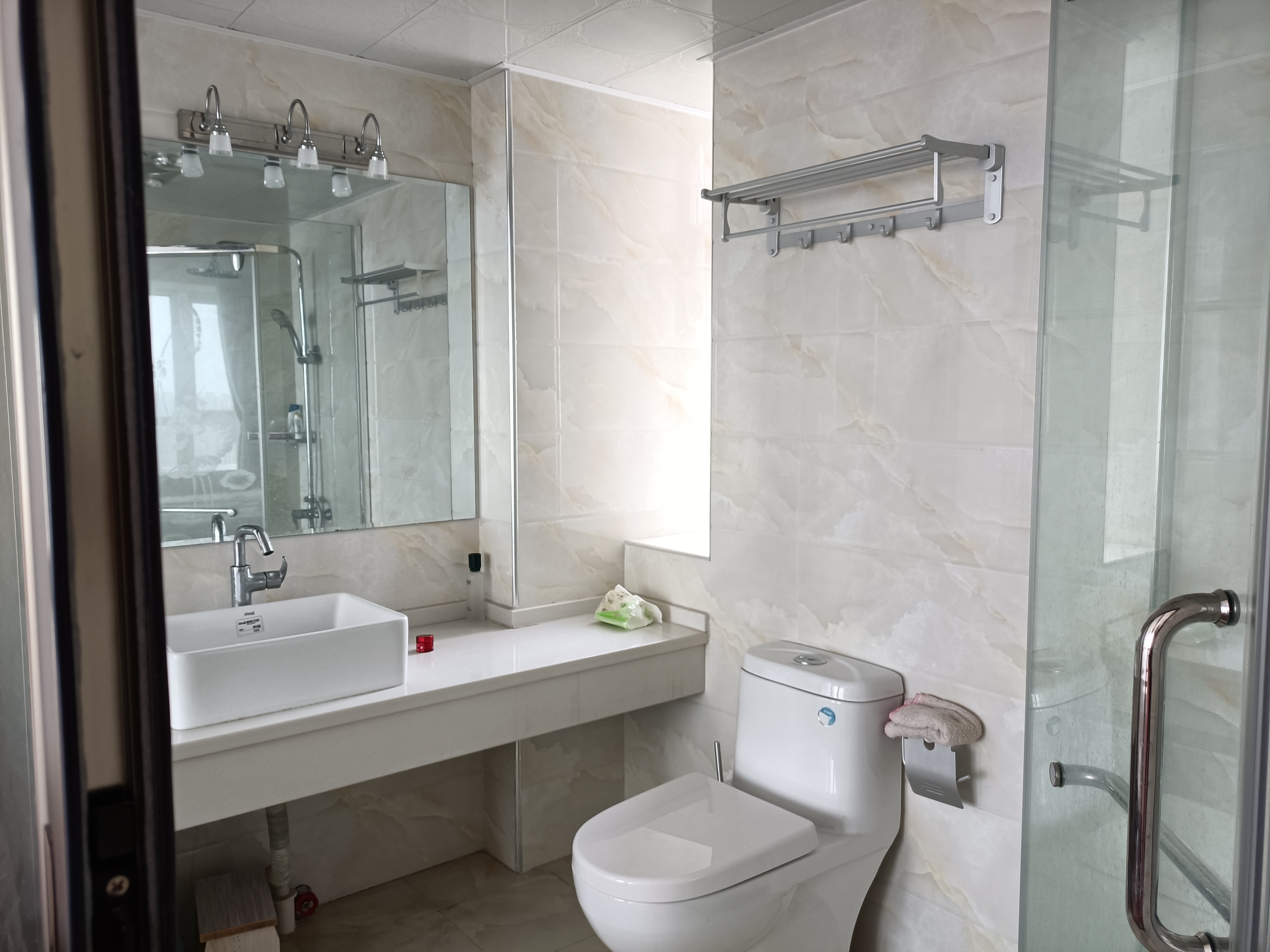 福星城精装修三房高层满五 省税诚意卖