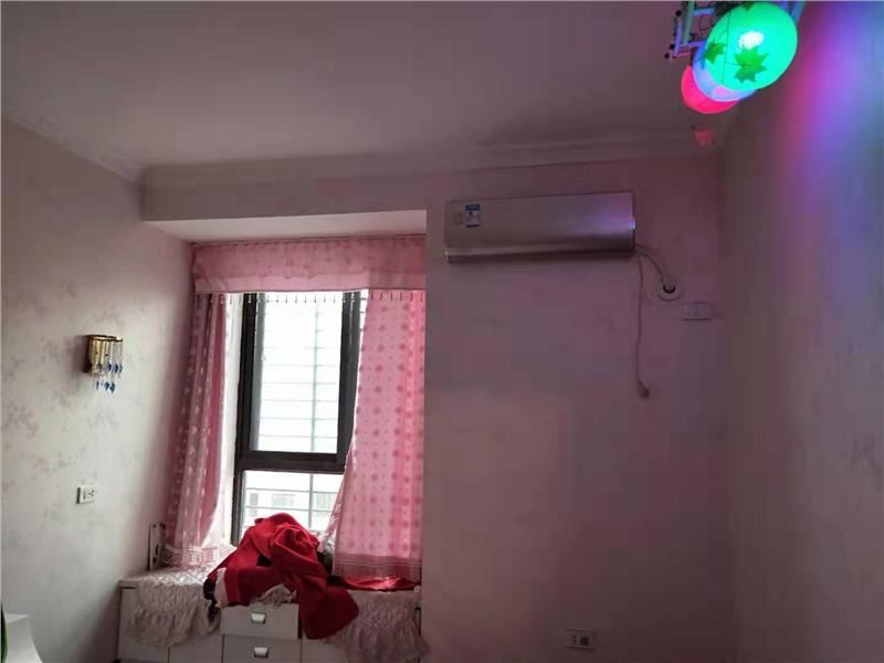 沔中对面红树湾满二精装电梯房过户方便中间楼层看房方便