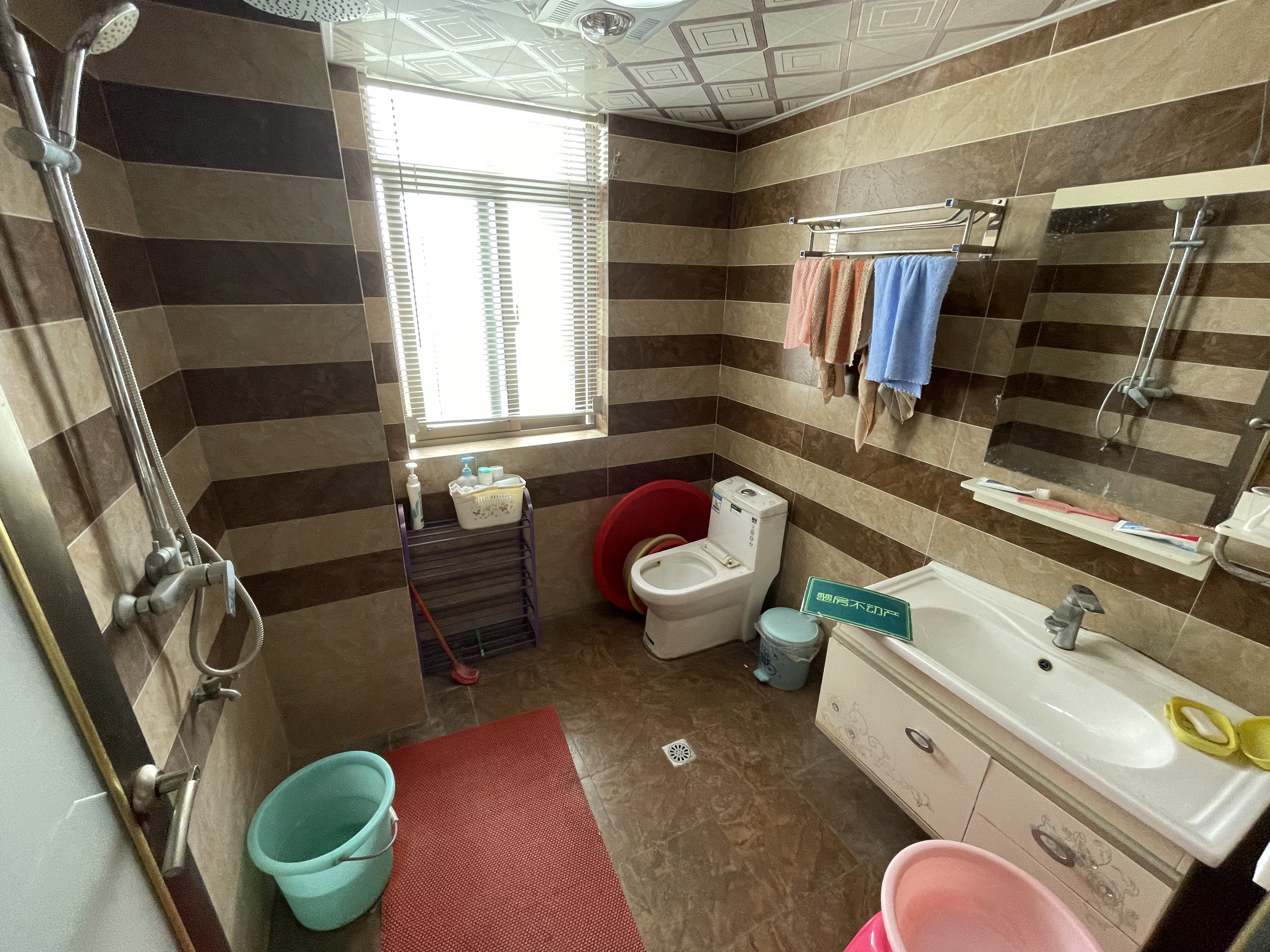 金诚花园精装两房电梯中层户型方正房东诚意出售