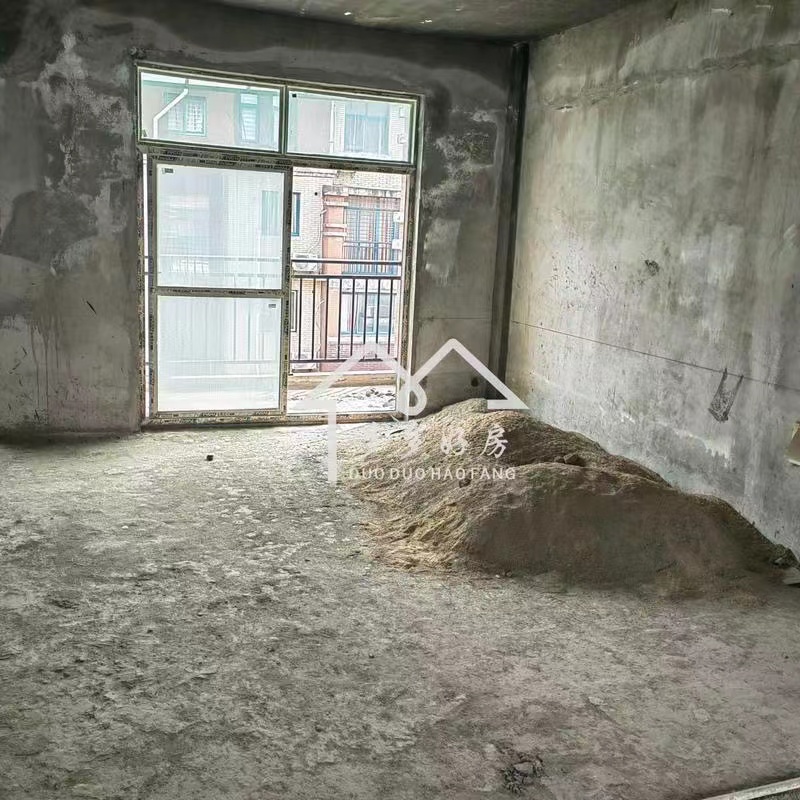 香岸华府，复式楼，36W，来不及解释，QIANG就完了........