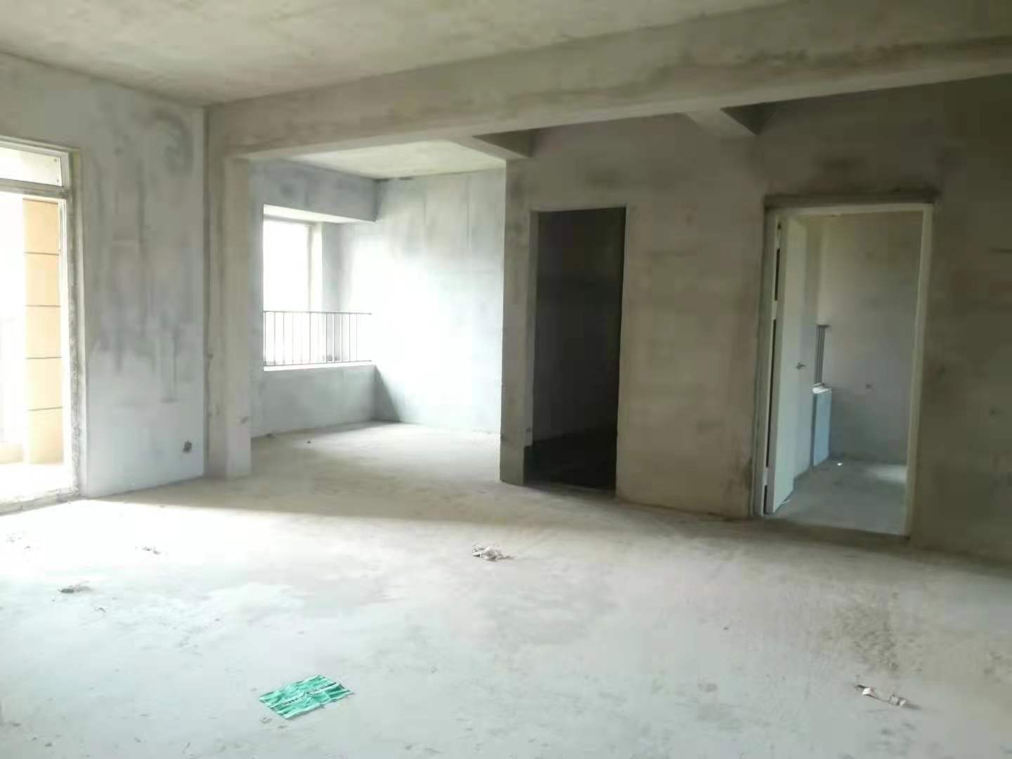 南国明珠南北通透双阳台单价5777 付18万急卖