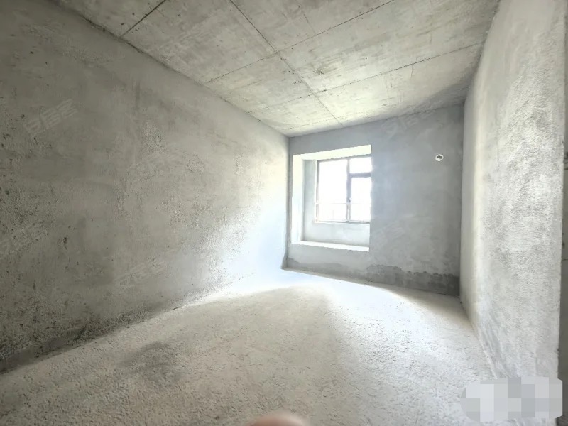 捡漏，大捡漏，南城，望府，单价5700，还有7.5米大阳台，好楼层