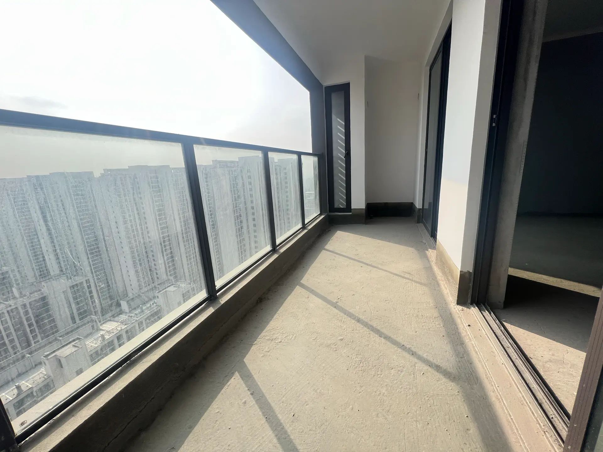 捡漏，不介意顶楼来，吾悦广场，单价不到4000