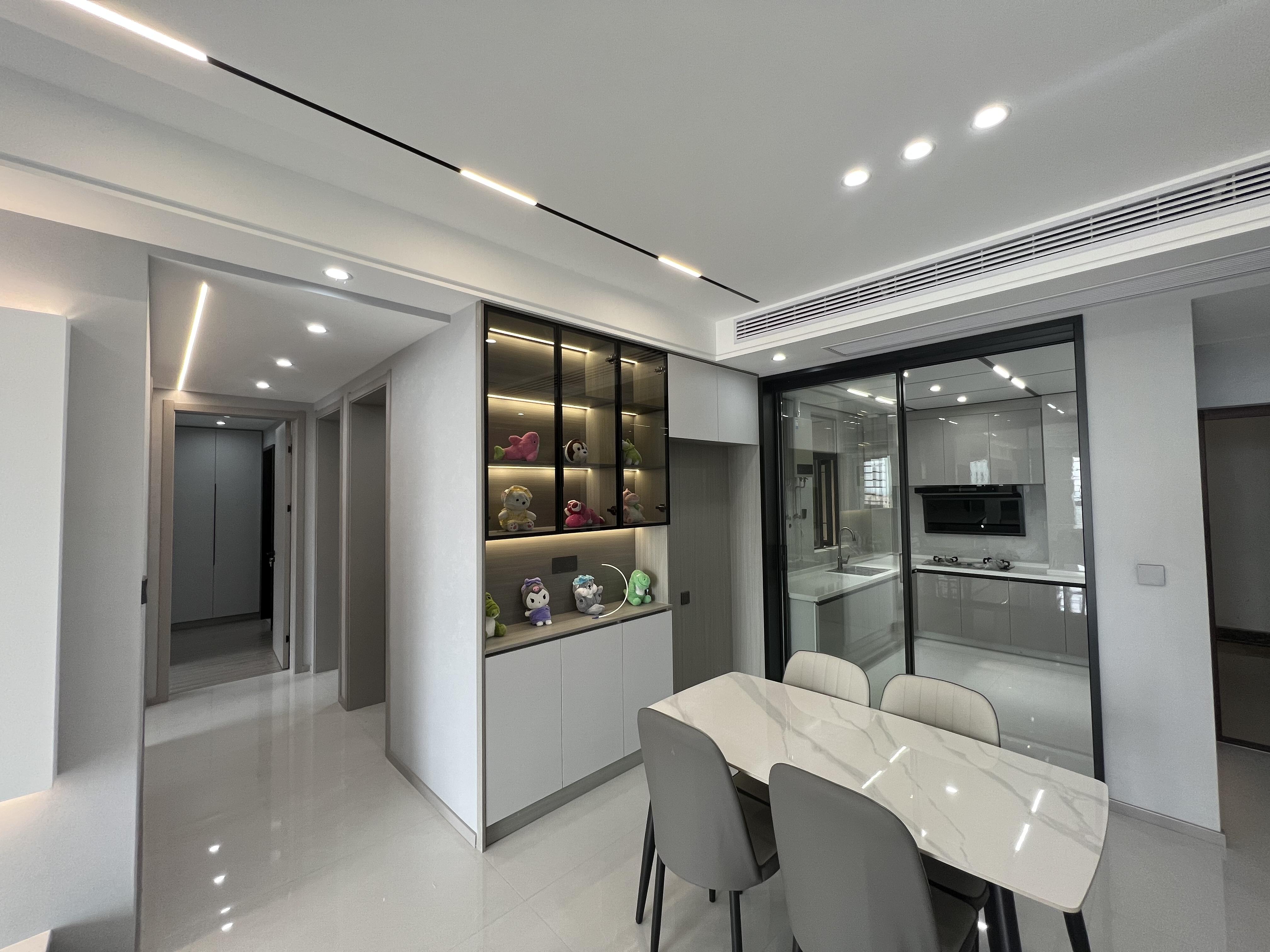 御湖世家3室2厅2卫全新精装修优价出售