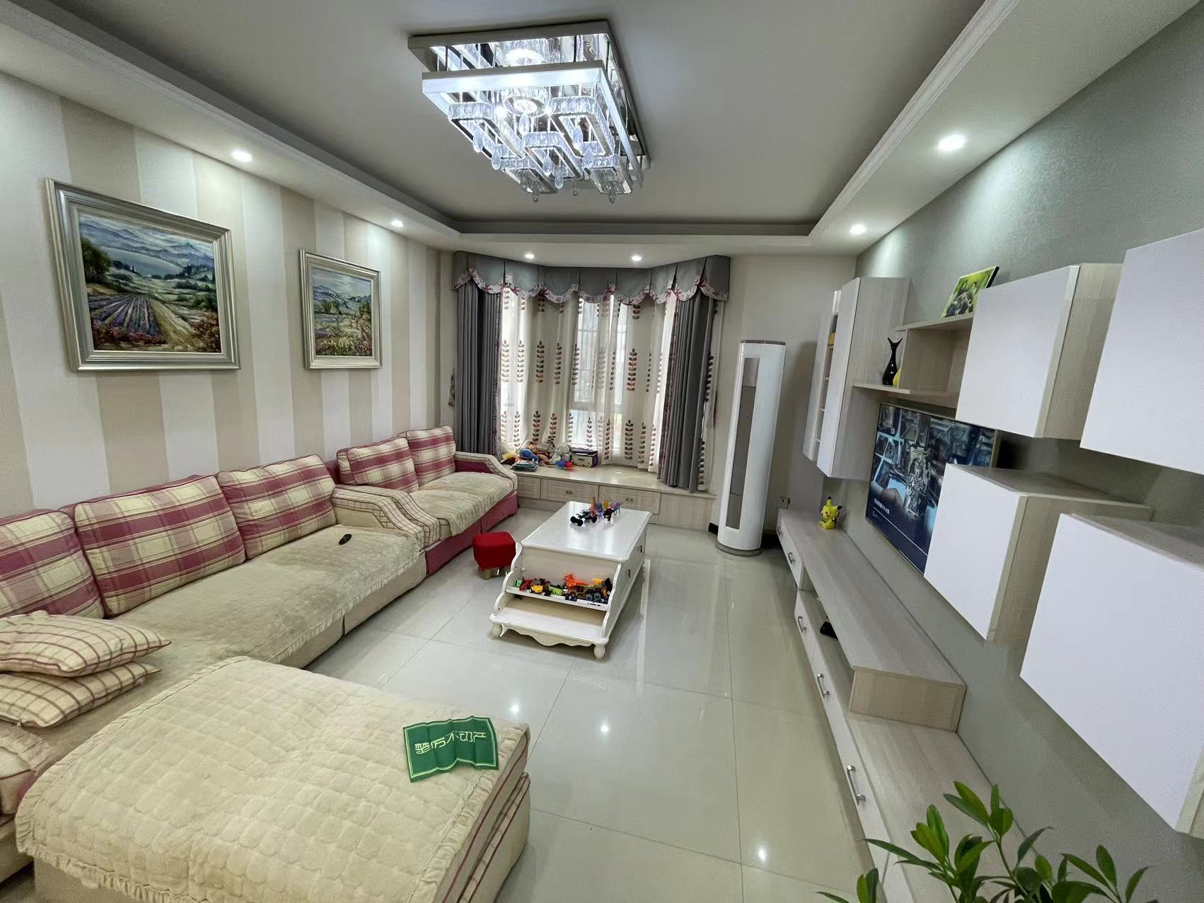 金诚花园城南金诚花园精装三房毛坯价出售看房方便