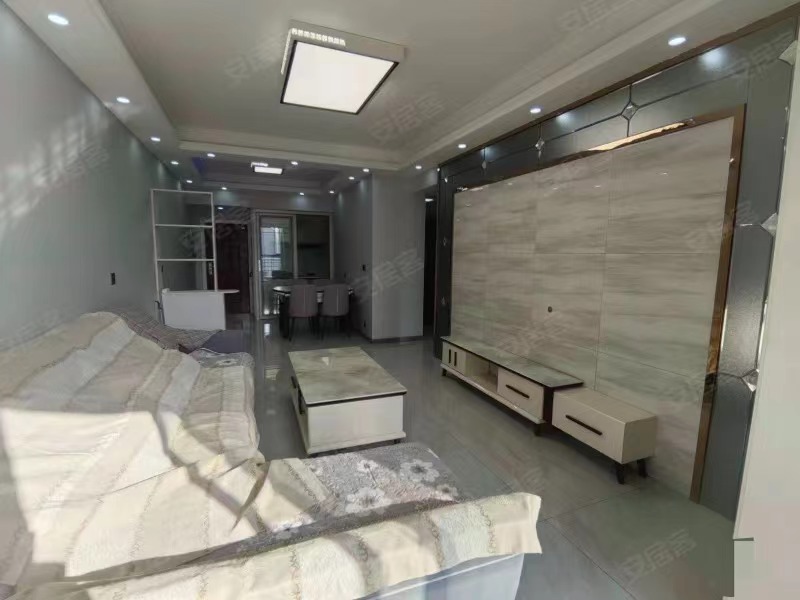 250，降价了，二中旁，森林国际城精装三房，9.9成新，视野采光好，证满二电梯好楼层