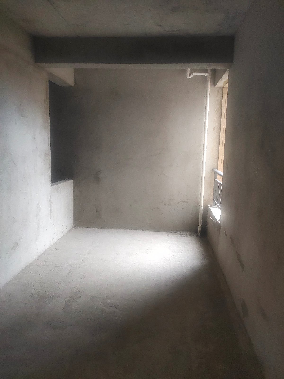 颐和公馆毛坯98平3房2卫好楼层业主武汉买房急售