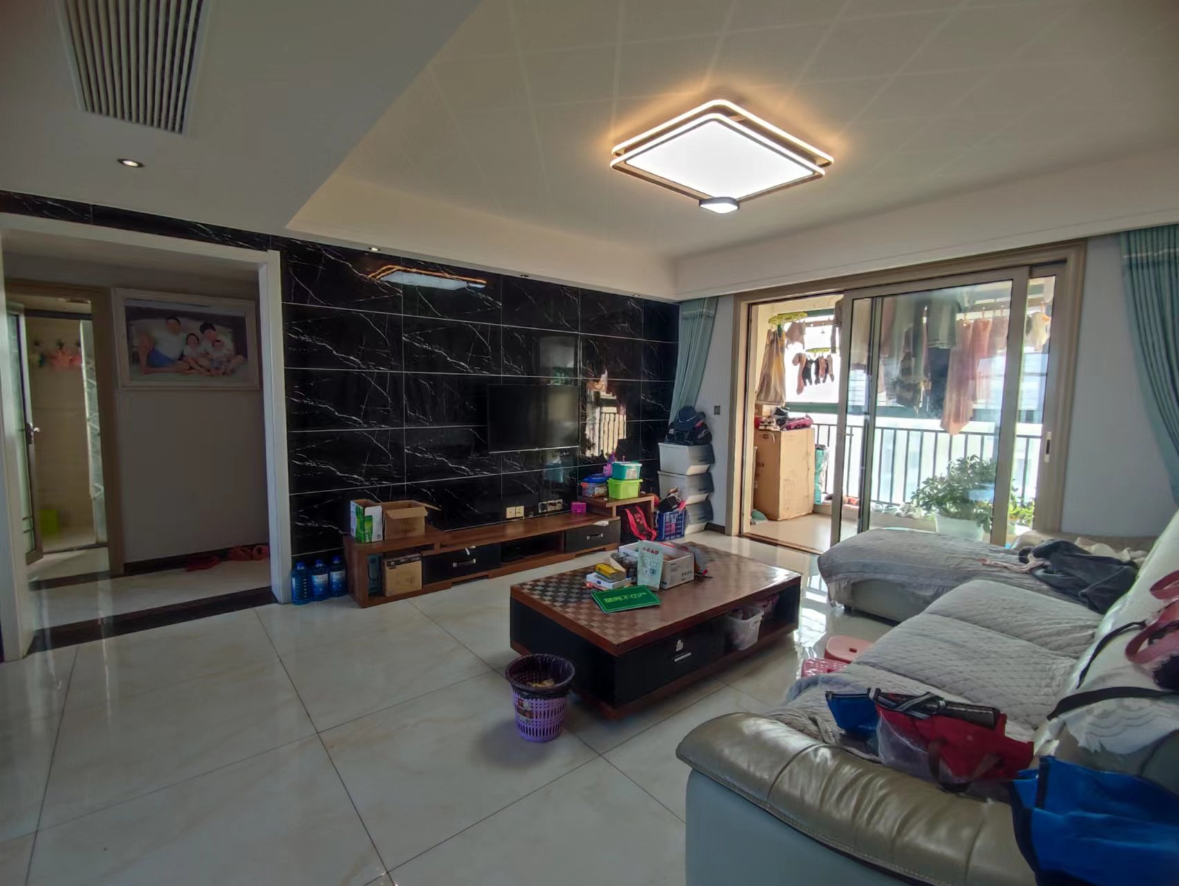 新城一号三期精装修中间楼层满5税费少看法方便