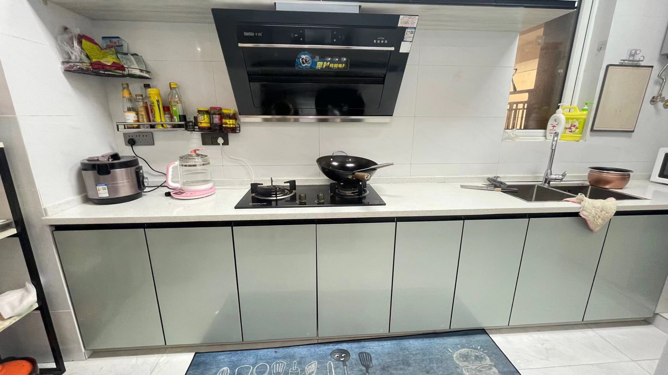 满庭春.精装小三房.下楼就是學笑.看房方便