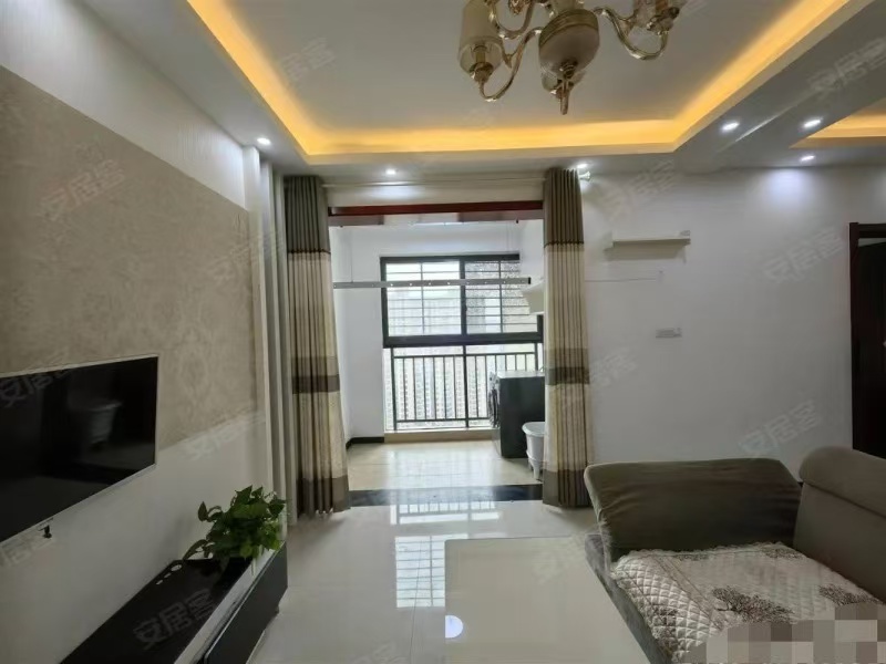 360，仙桃一中旁，和合4期，精装两房，电梯好楼层，拎包入住，成色新，证满二