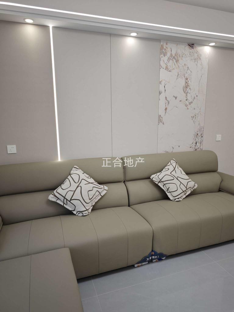 城南，城市丽景，精装3房，单价不到5500，双阳台，边户，小高层满二