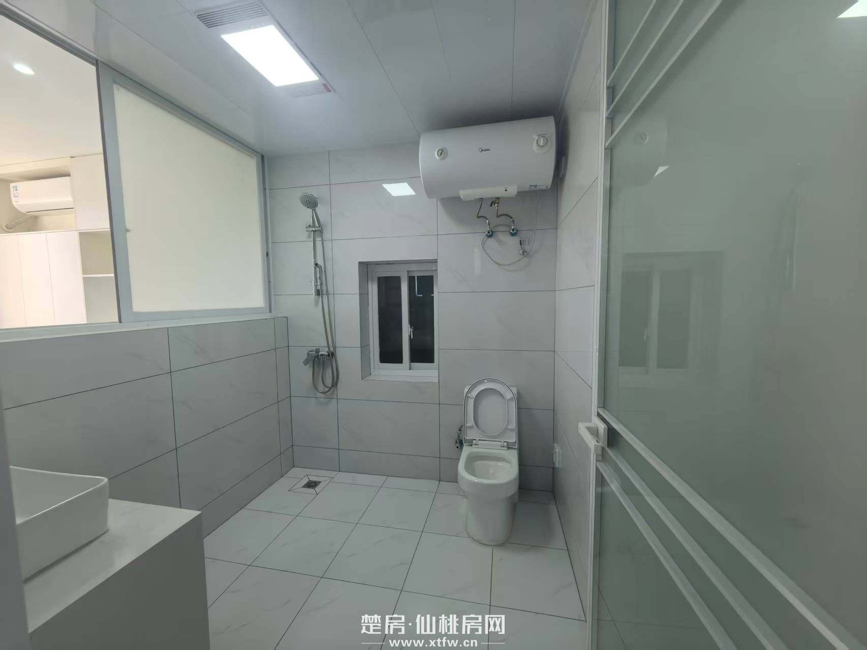 电梯80平全新精装24.8万