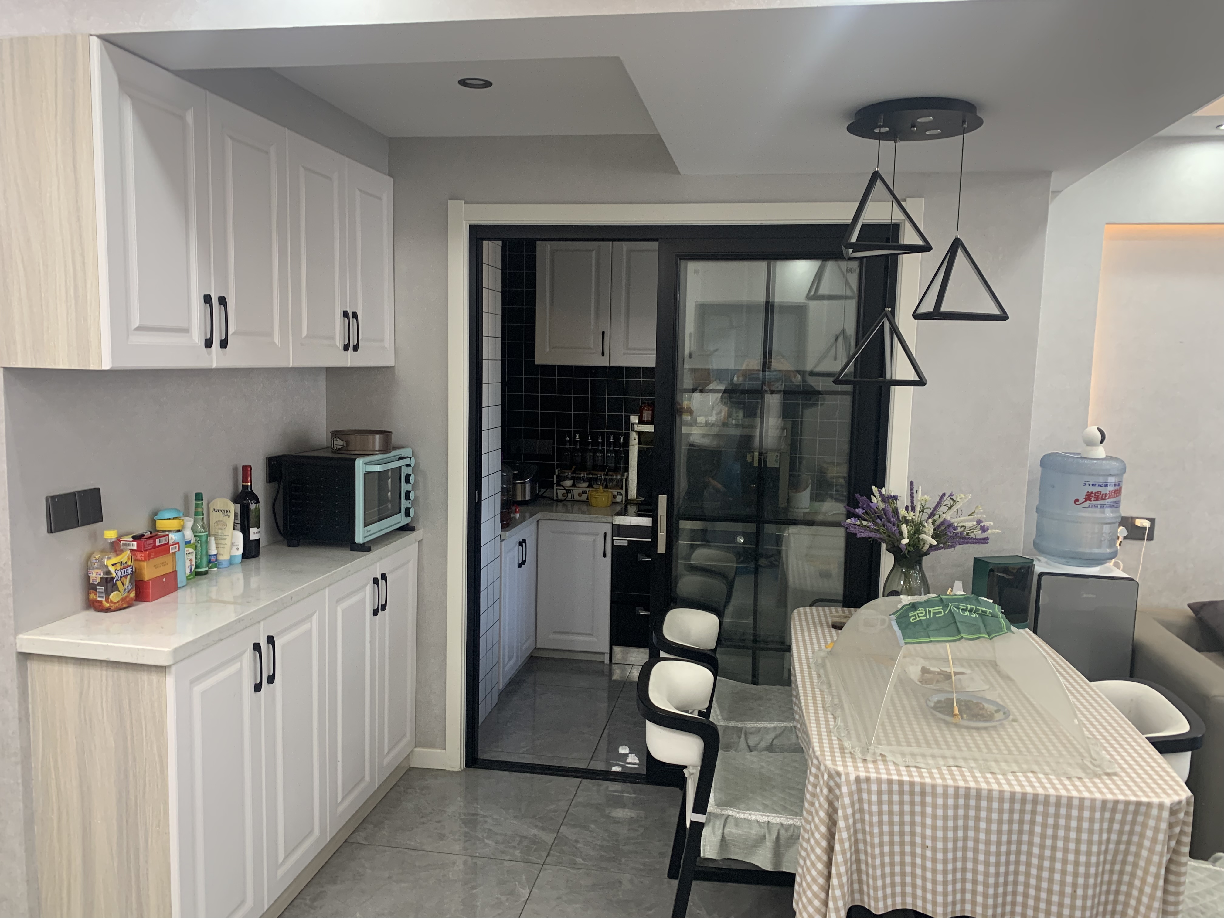 元泰未来城湖景房精装大三房平时没怎么住非常哇塞