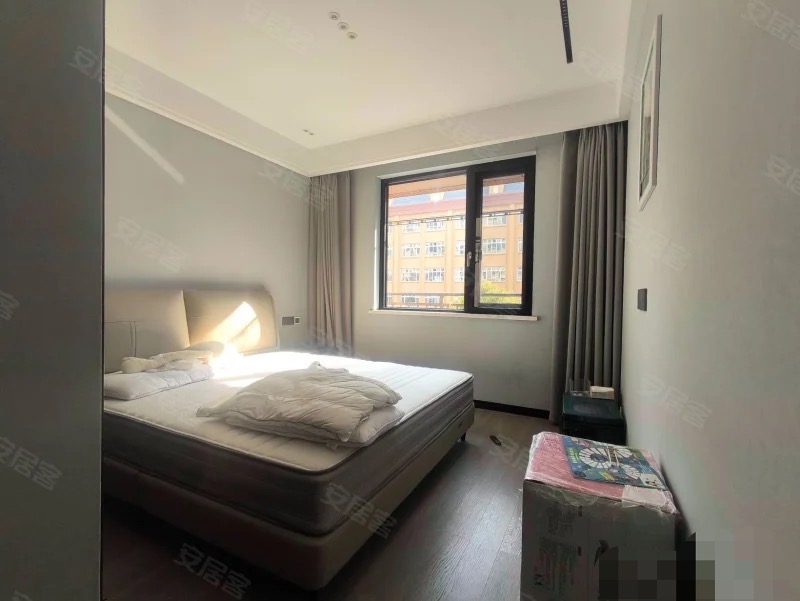 城南，领‬秀城，​电梯大平层，小洋房​，全‮豪屋‬装一‮品线‬牌拎‮入包‬住