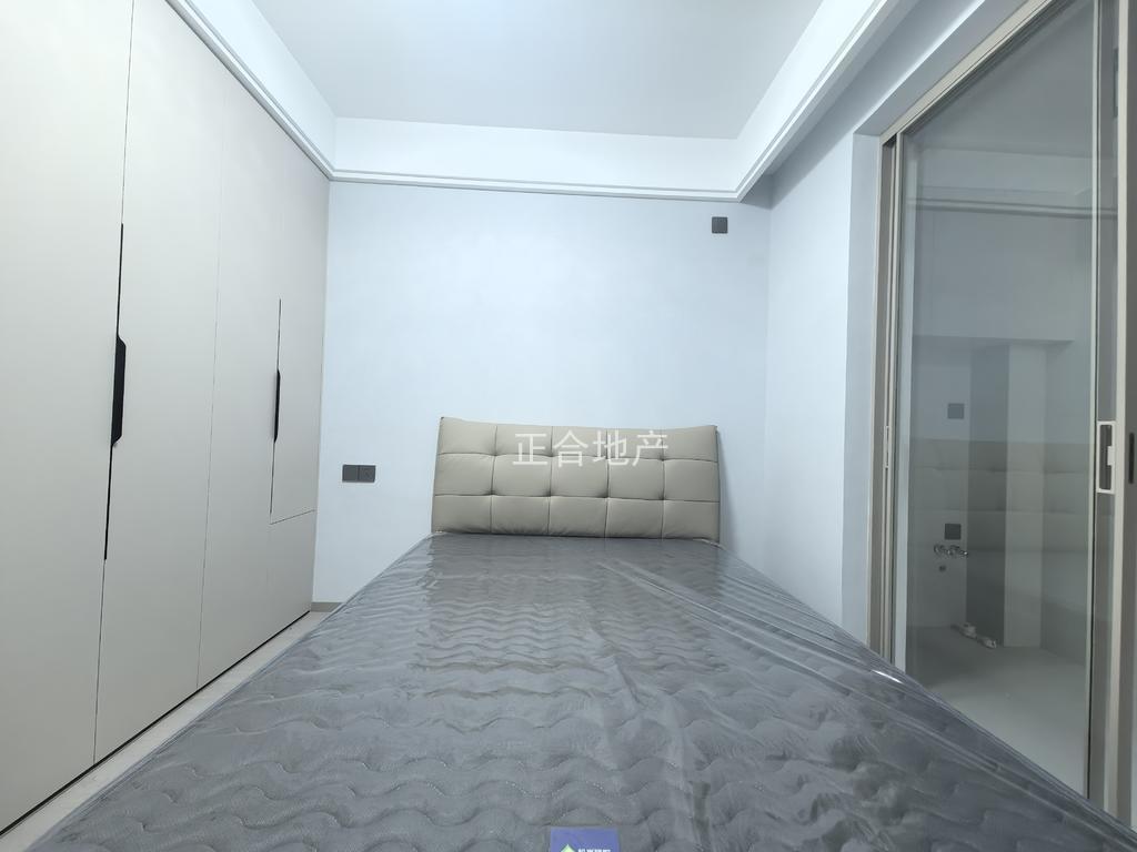 降价了，城西，祥生观澜府，精装大四房，单价5100，四开间城南，户型好大阳台，证满二