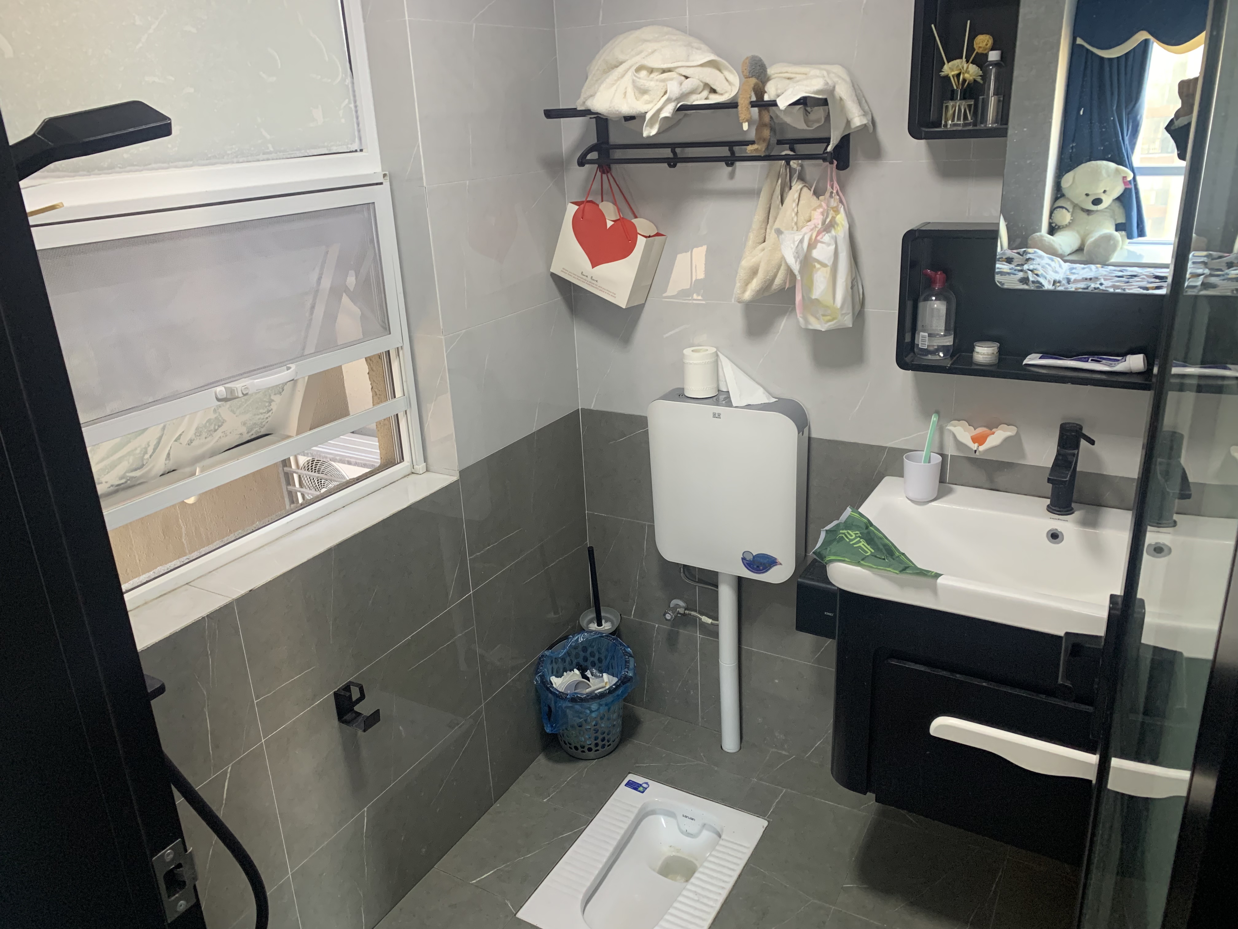 元泰未来城湖景房精装大三房平时没怎么住非常哇塞