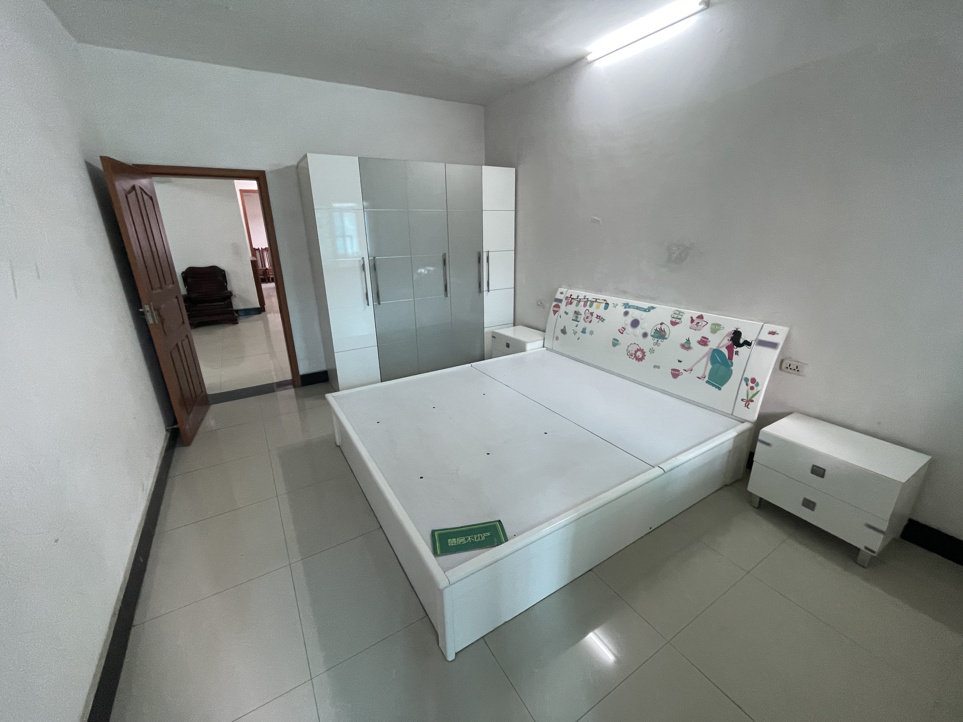 步行街附近好楼层带装修看房方便周边生活便利