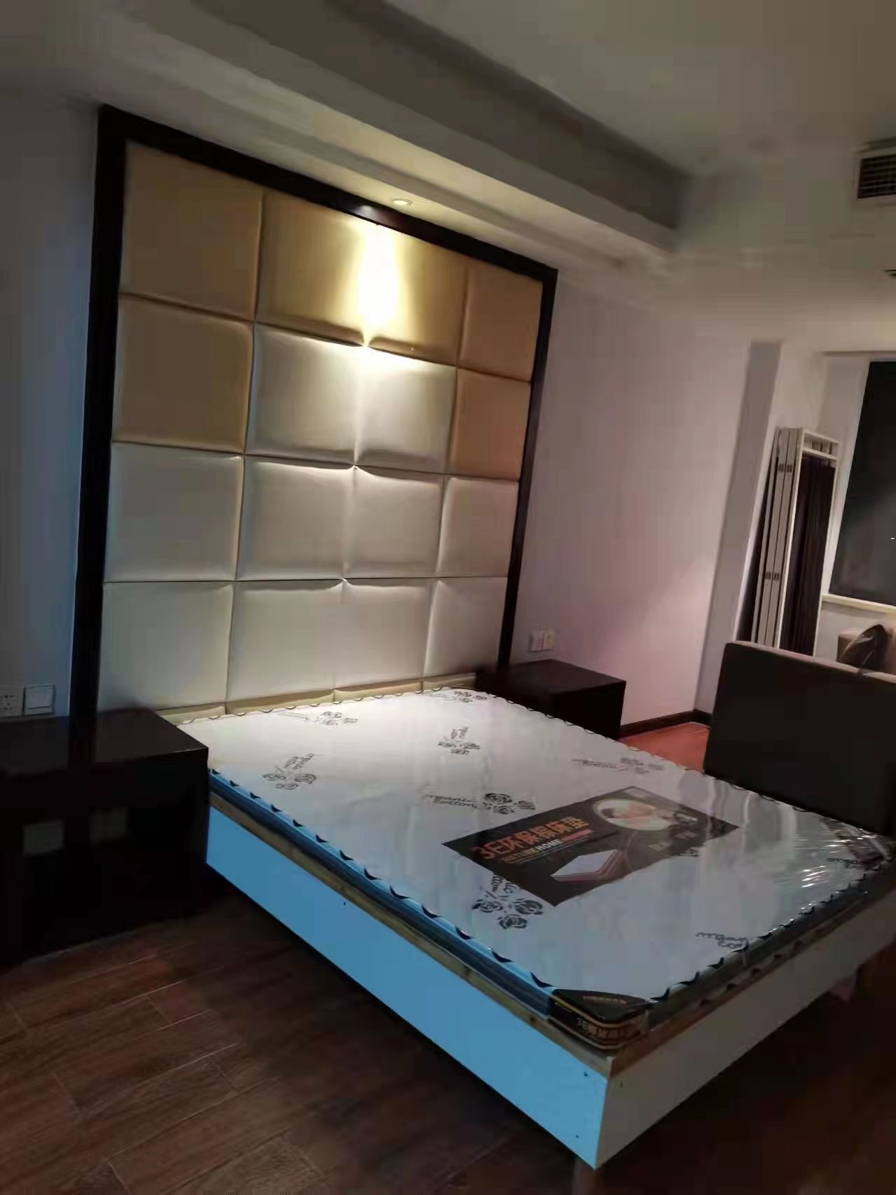 凯宾斯 精装修出租  拎包入住  出门方便 购物 菜场 来看属于你的小窝哦