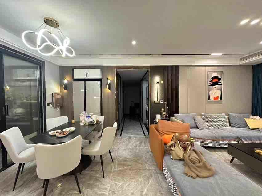 城南全新装修住了两个月品牌家电家具亏本甩