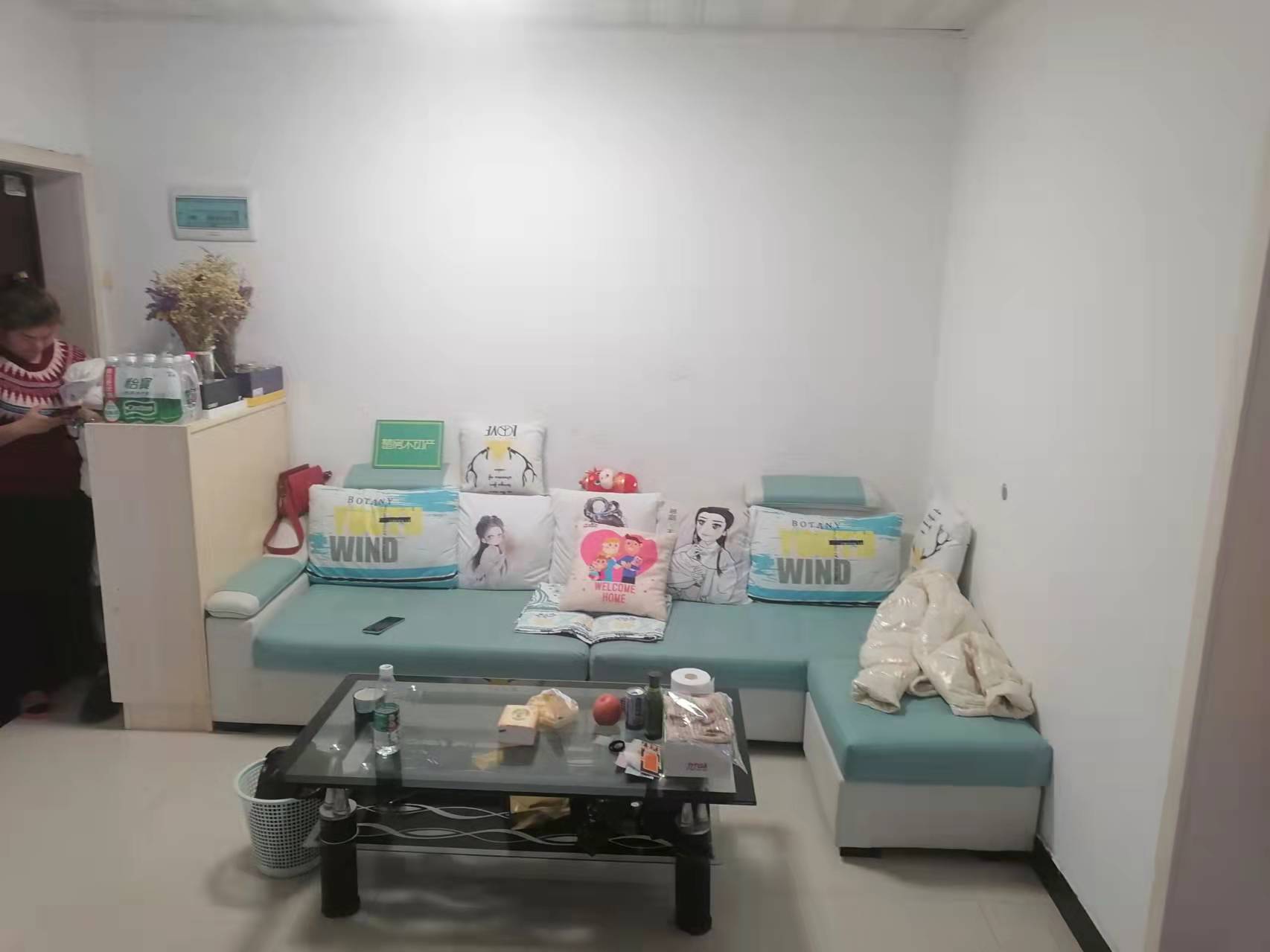 大洪小区8楼两房老证