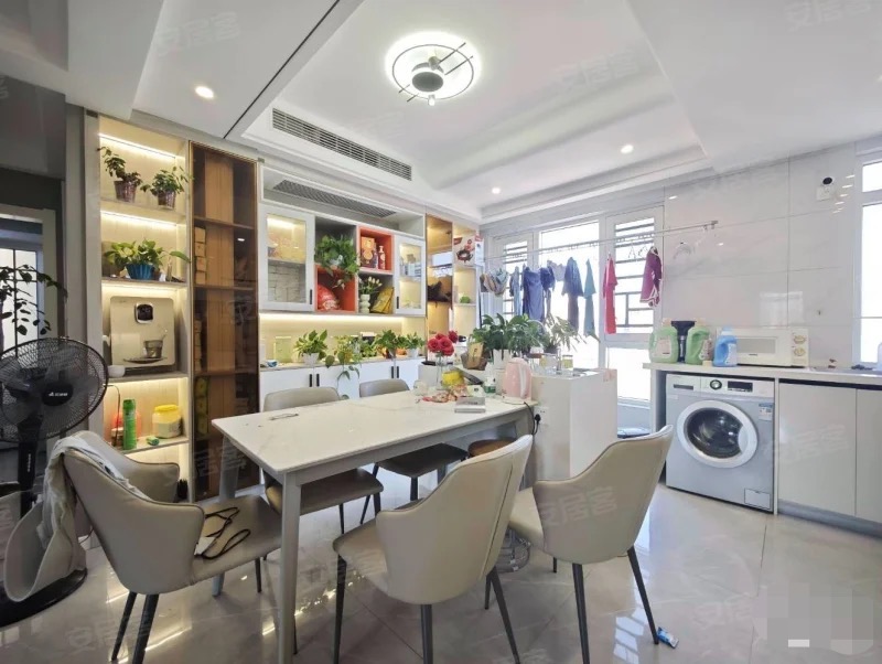 城南，元泰未来城，精装大三房，中央空调+地暖，证满二，中间楼层