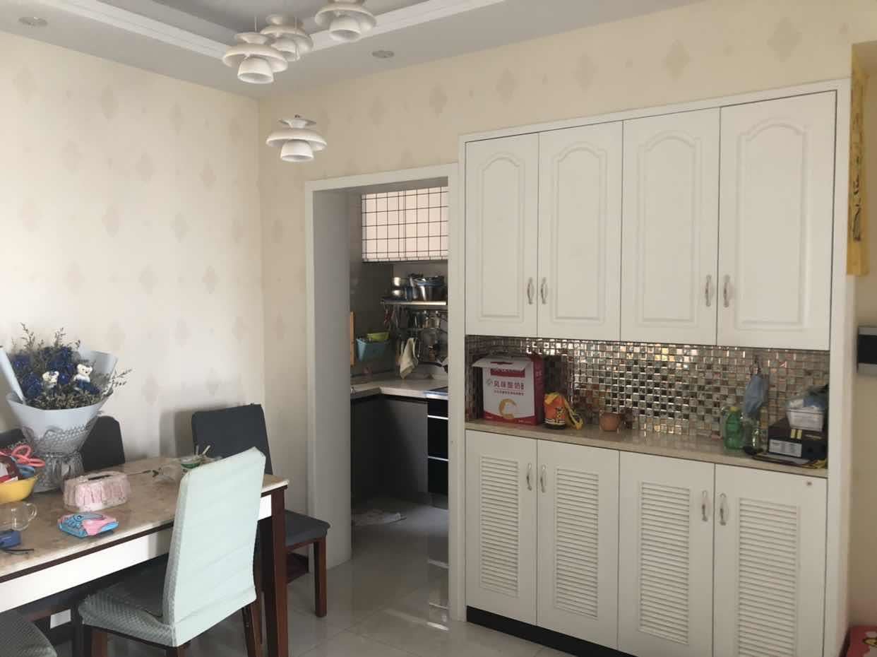 精装修现代森林国际城新二中二小85万拎包入住看房方便