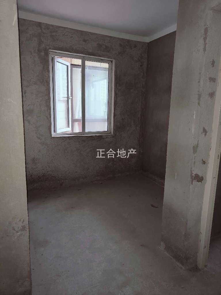 森林国际城毛坯三房满二楼层好全天采光