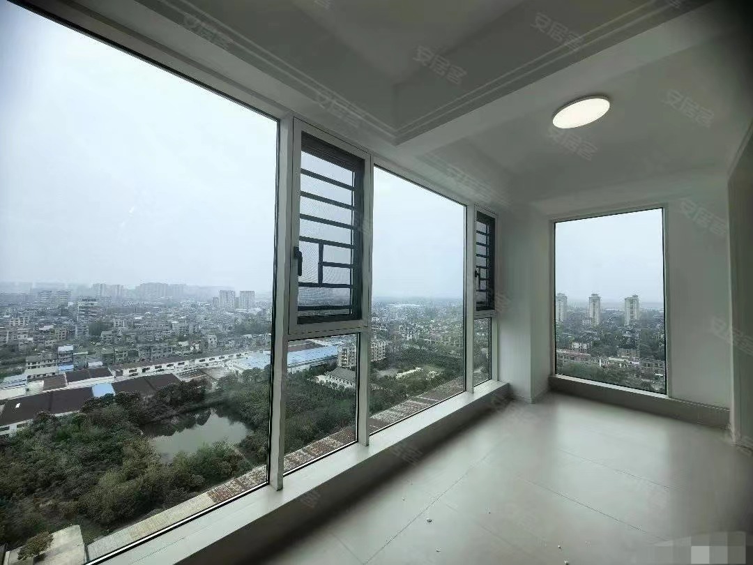 48，降价了，城西锦华shou府，电梯好楼层，业主诚心出售，全新装修，全屋中央空调，包过户费，一天未住