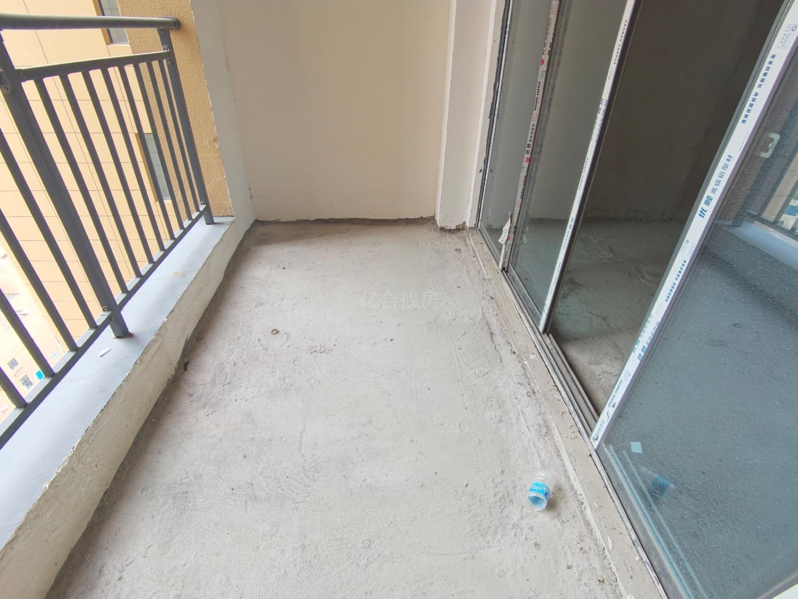 业主诚心出售，环球忠心，电梯好楼层，三开间朝南